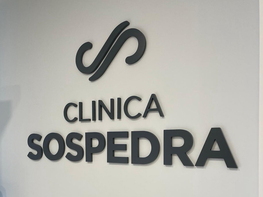 Jocu-proyecto-clinica-sospedra-3 Proyecto clínica fisioterapia letras pared