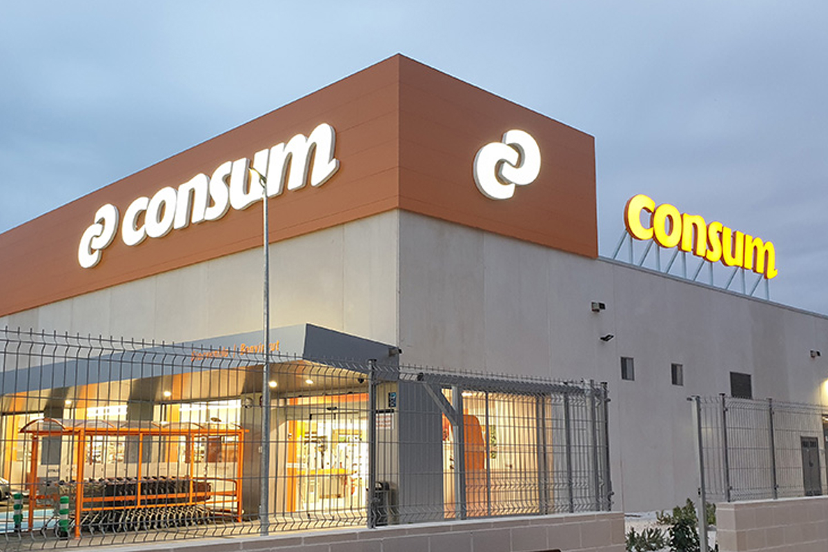 Proyecto de letras corpóreas con luz y con estructura