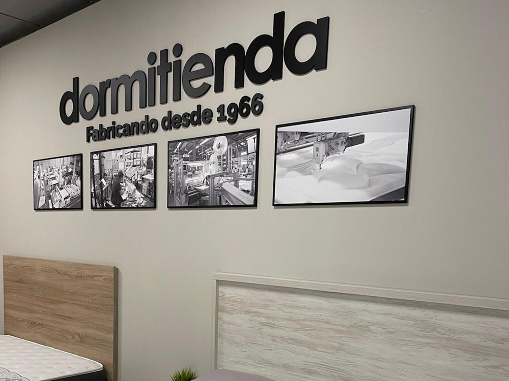 Proyecto letras recortadas en pared